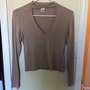 tan v-neck cut out slongleeve